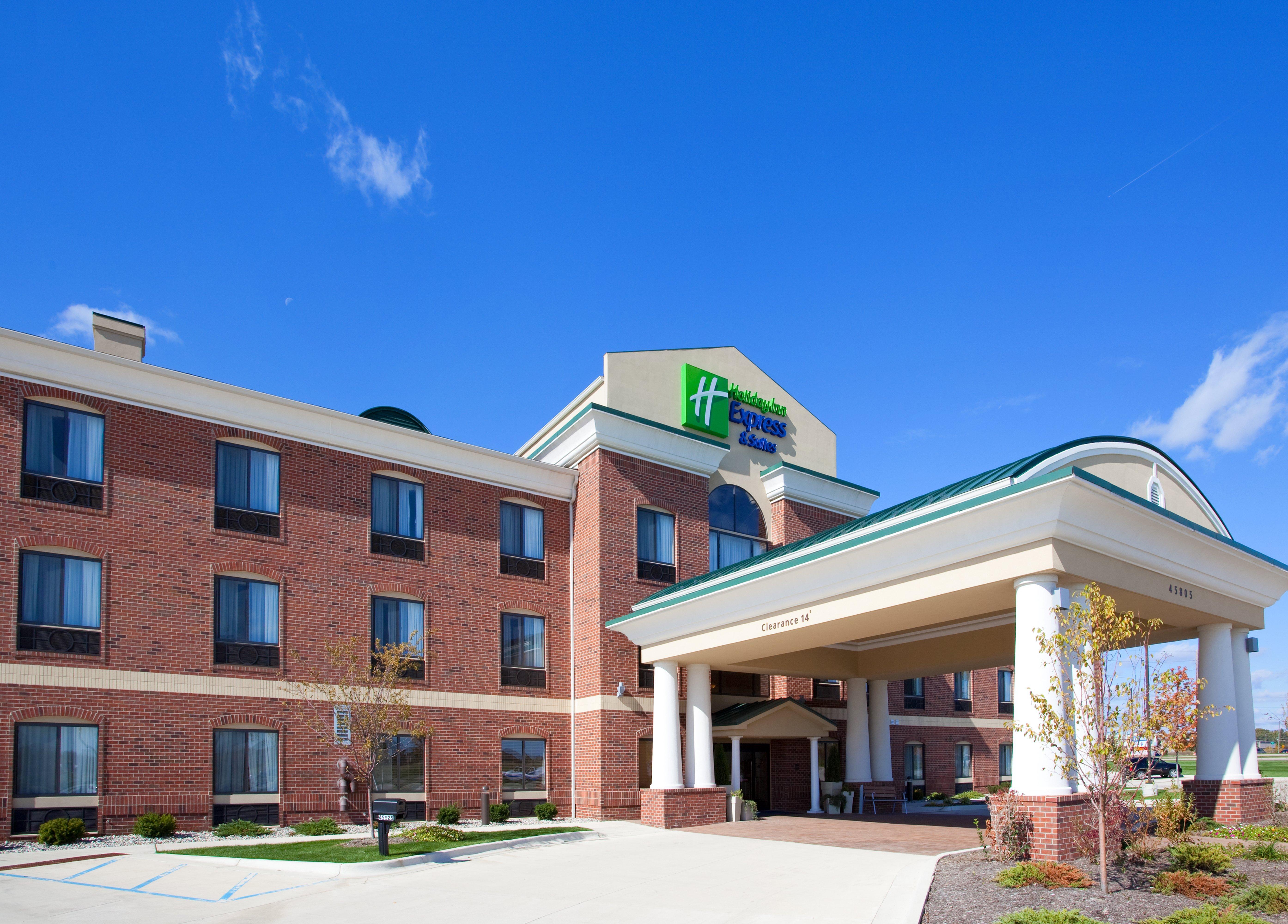 Holiday Inn Express Hotel & Suites Chesterfield - Selfridge Area By Ihg Bagian luar foto